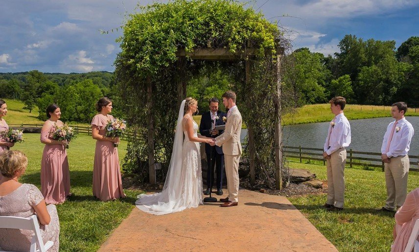 The Timeless Charm of Barn Wedding Venues Southwest Virginia Couples Adore barn wedding venues Southwest Virginia